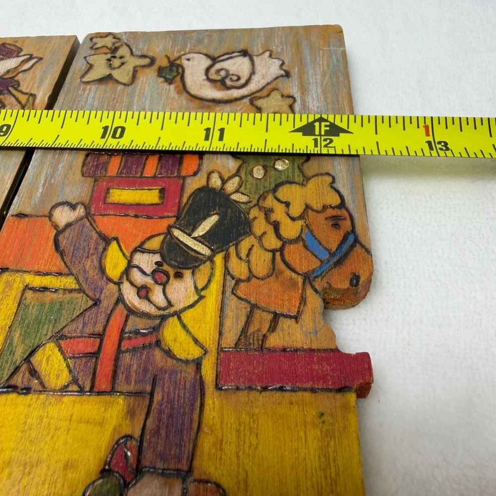 VTG Handmade Hand Painted Wood Christmas Jolly Express Train Folding Decoration